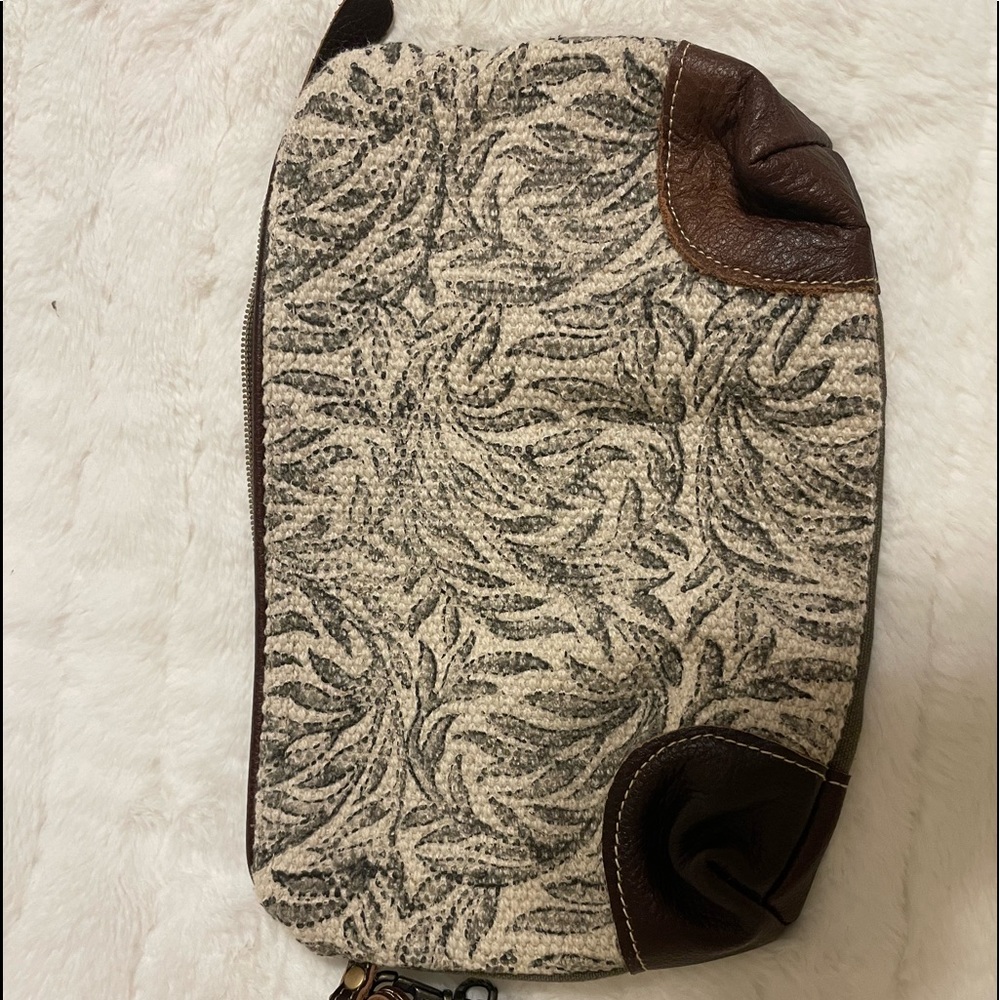 Wristlet